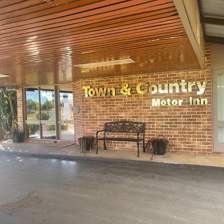 Town & Country Motor Inn Форбс Экстерьер фото
