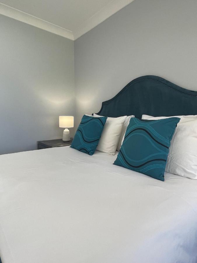 Town & Country Motor Inn Форбс Экстерьер фото