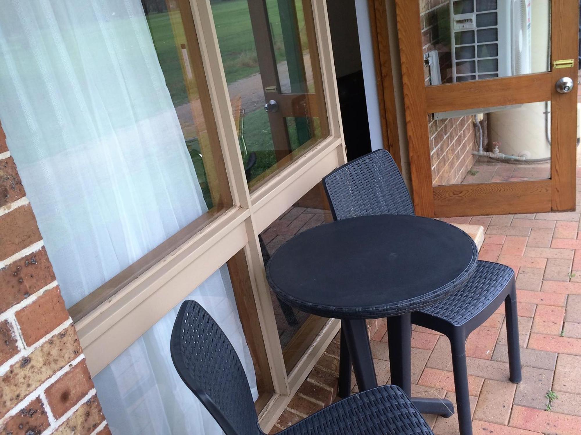 Town & Country Motor Inn Форбс Экстерьер фото