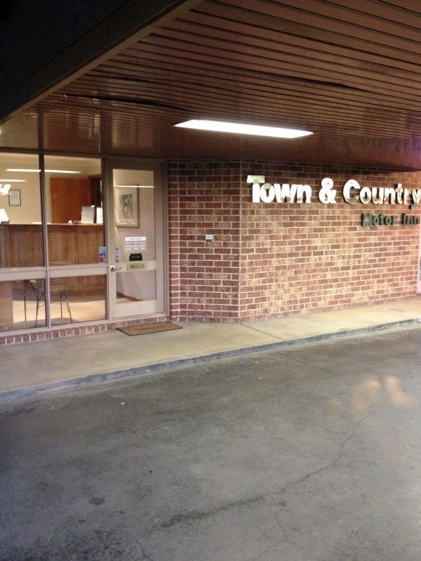 Town & Country Motor Inn Форбс Экстерьер фото